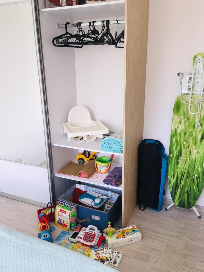 Sunny Sleeps 4 By The Beach With Garden Patio - Gdansk Przymorze Apartment Exterior photo